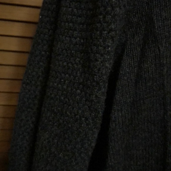 Sweater - Picture 3 of 4